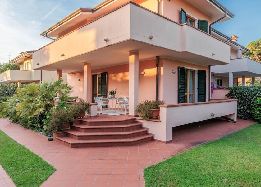 Tuscany Camaiore Room