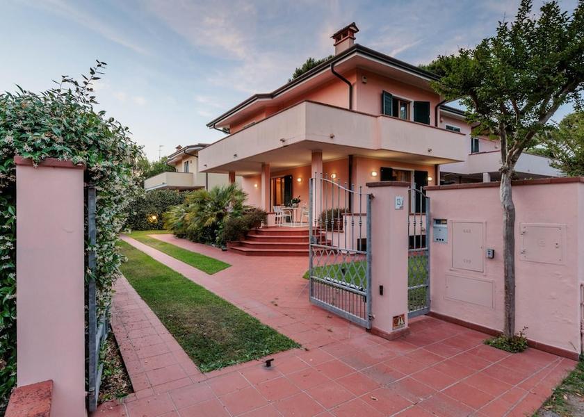 Tuscany Camaiore Room