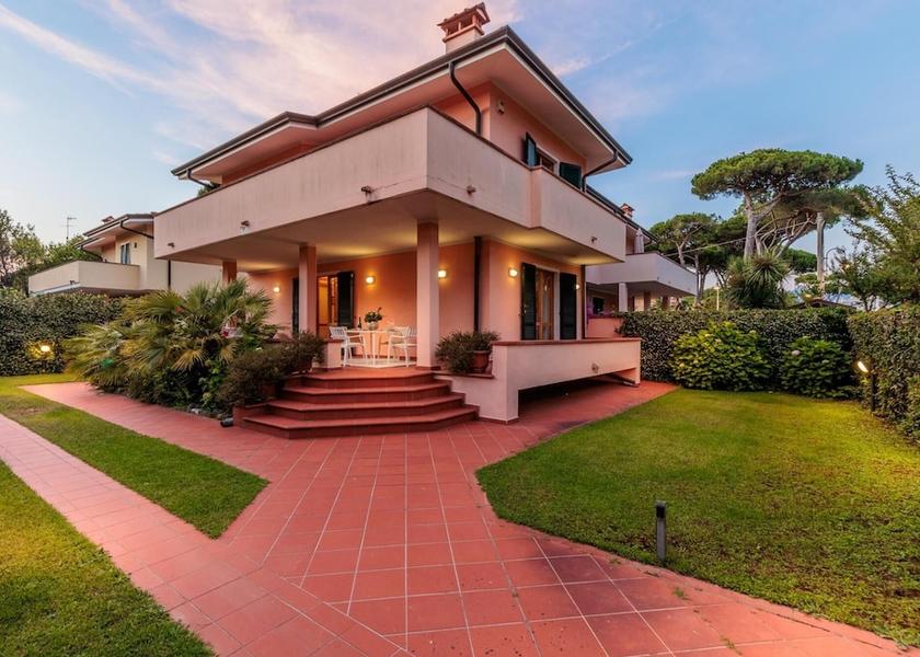 Tuscany Camaiore Room