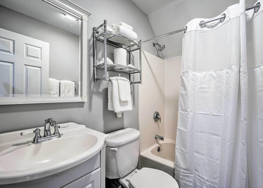 Vermont Manchester Center Interior Entrance