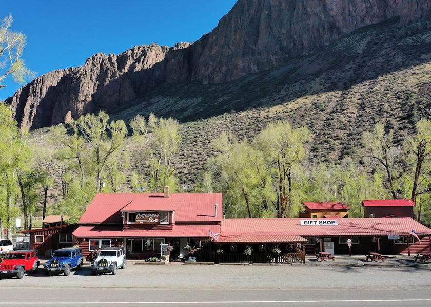 Colorado South Fork Facade