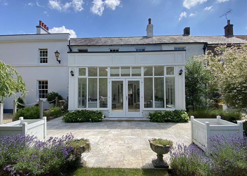 England Dorchester Exterior Detail