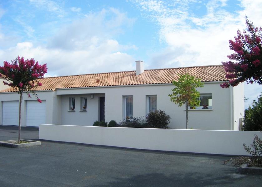 Pays de la Loire Les Epesses Exterior Detail