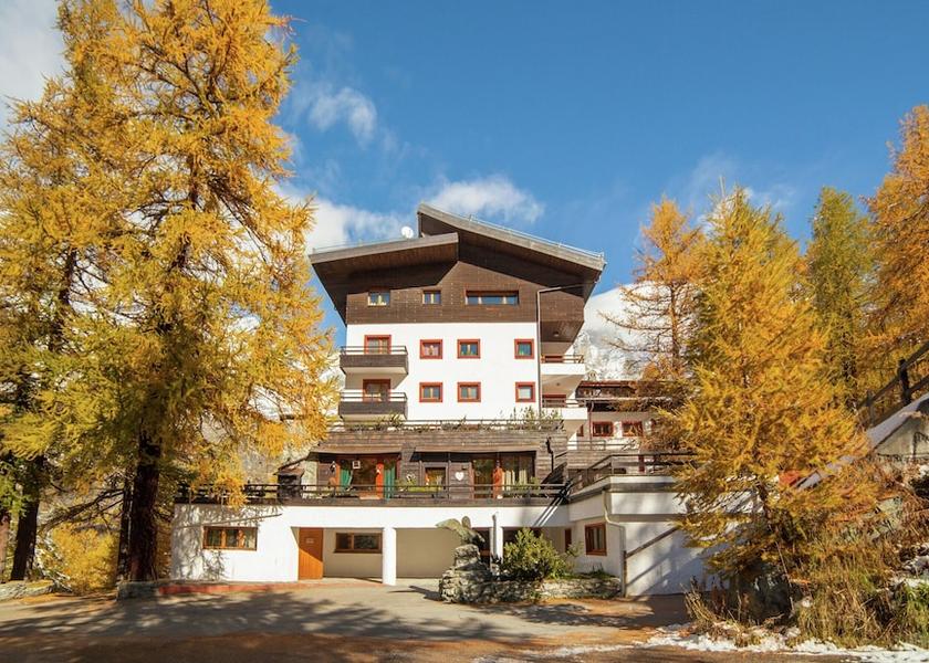 Valle d'Aosta Valtournenche Exterior Detail