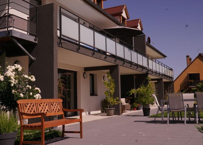 Grand Est Hunawihr Exterior Detail