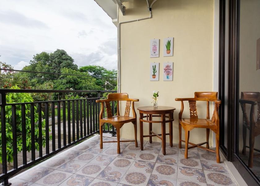  Ngaglik Porch