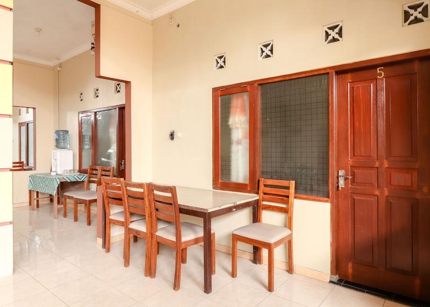 Central Java Mungkid Lobby