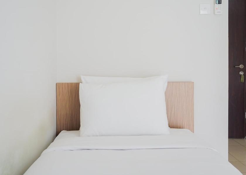  South Tangerang Room
