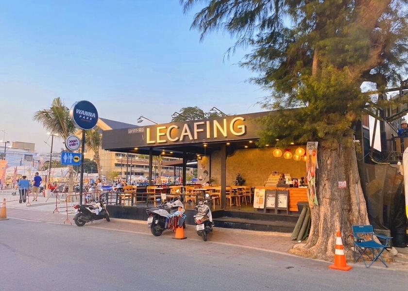 Chonburi Chonburi Beach Bar