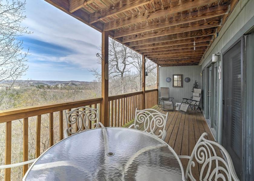 Missouri Branson West Interior Entrance