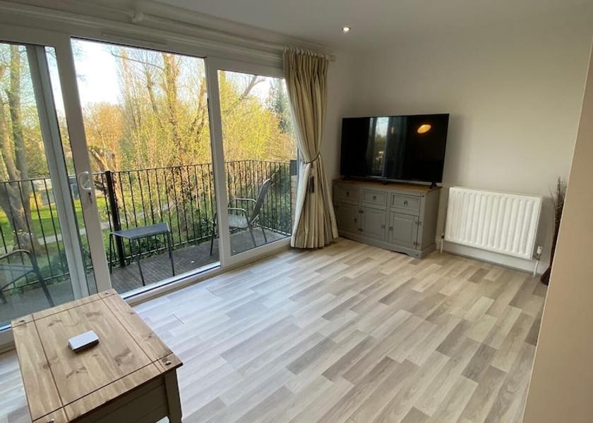 England St Neots In-Room Amenity