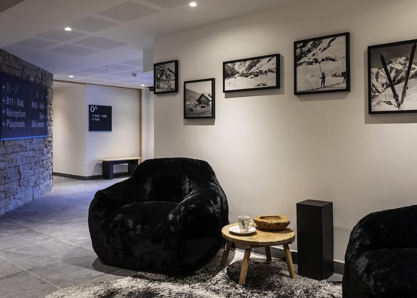 Auvergne-Rhone-Alpes Les Deux Alpes Lobby
