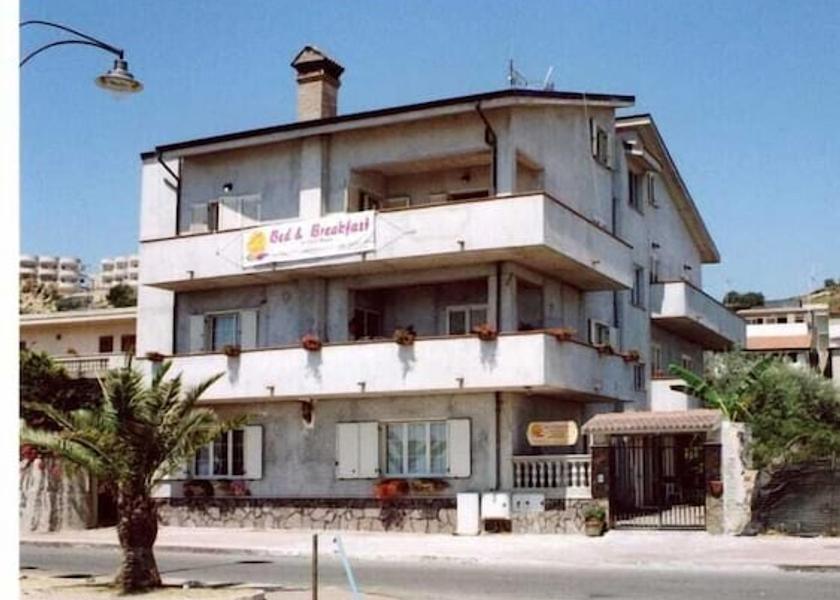 Calabria Brancaleone Exterior Detail