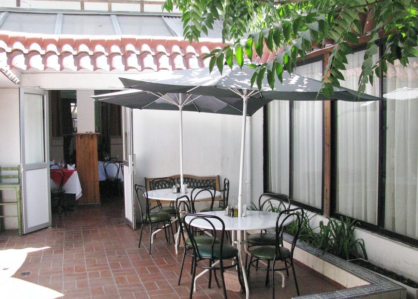 Santiago Santiago Courtyard