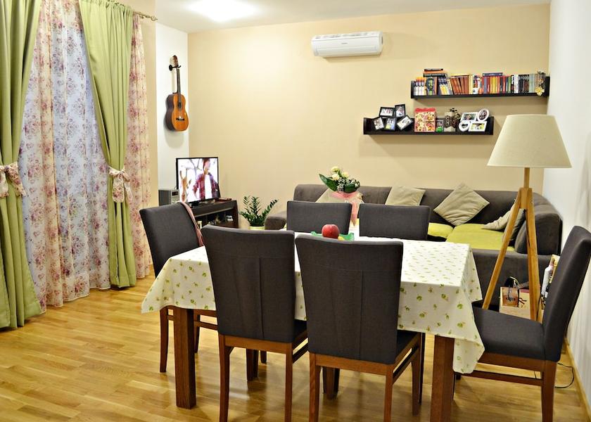  Budva Interior Entrance