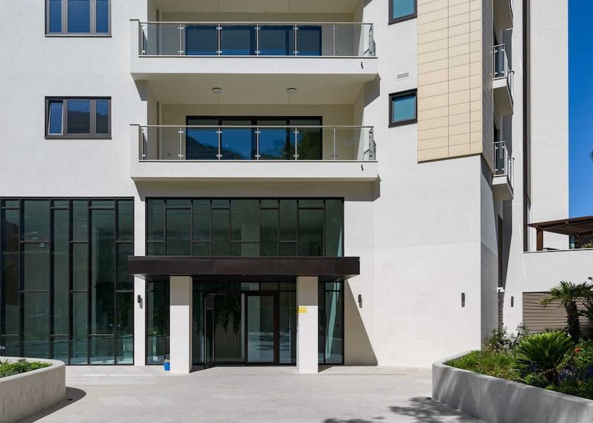  Gibraltar Exterior Detail