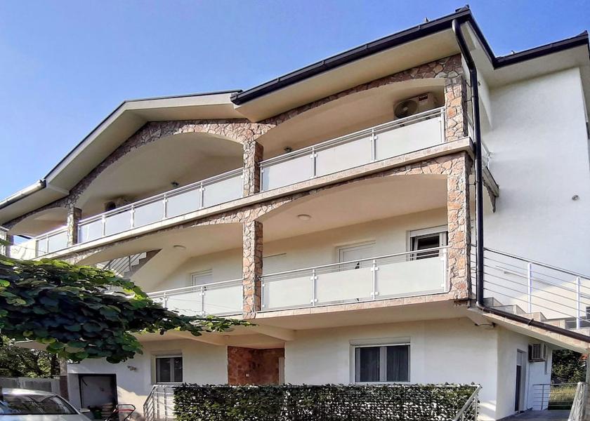 Herzegovina-Neretva Canton Mostar Exterior Detail