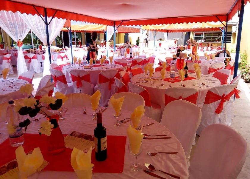 Abidjan Abidjan Outdoor Wedding Area