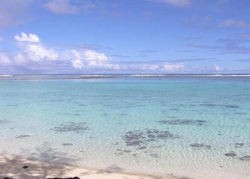  Rarotonga Beach