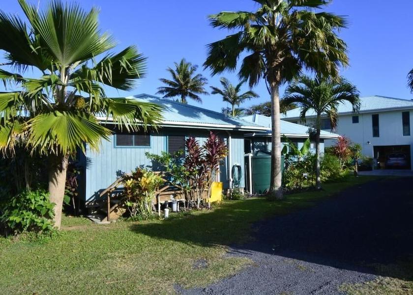  Rarotonga Exterior Detail