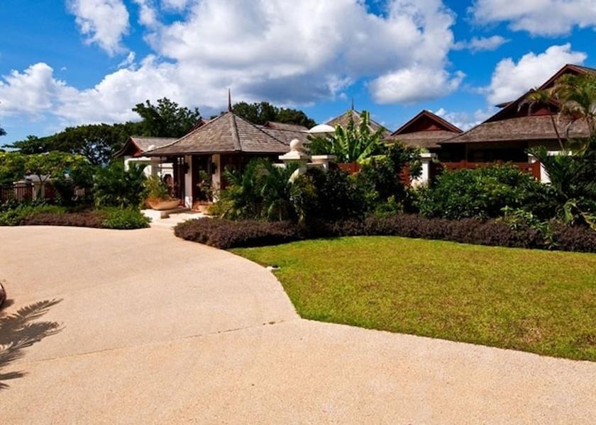  Holetown Property Grounds