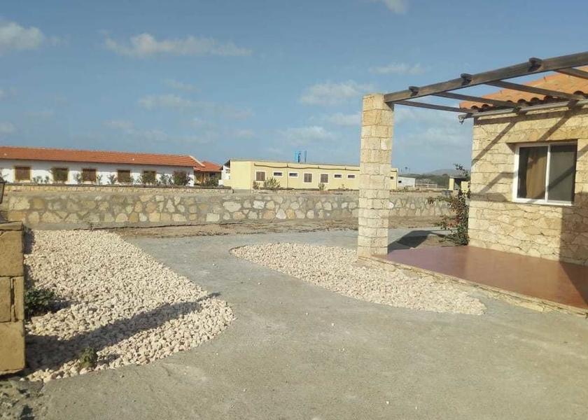  Maio Exterior Detail