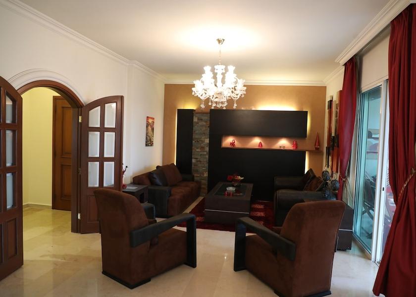  Zalqa Interior Entrance