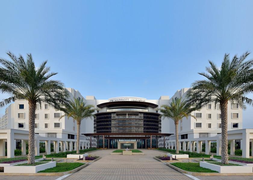  Muscat Exterior Detail