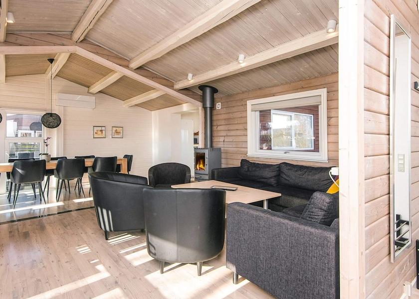 Syddanmark Juelsminde Interior Entrance