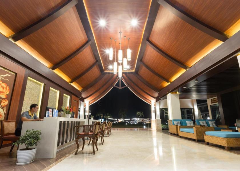  Vang Vieng lobby