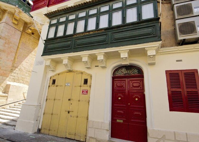  Valletta Exterior Detail