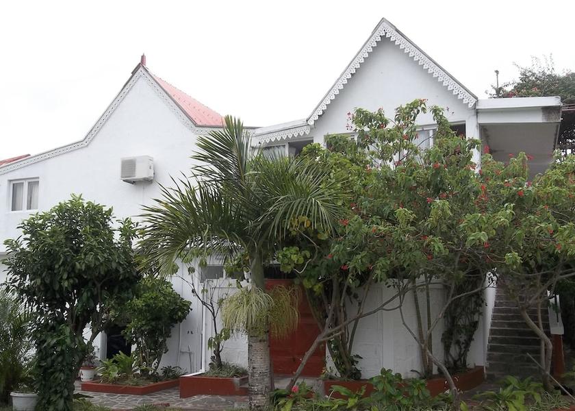 MU Rodrigues Island Exterior Detail