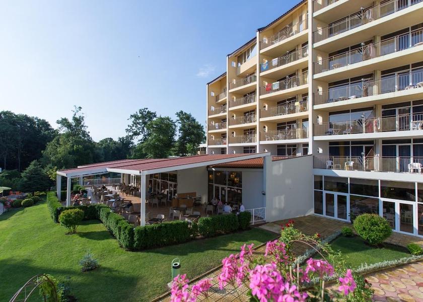  Golden Sands Exterior Detail