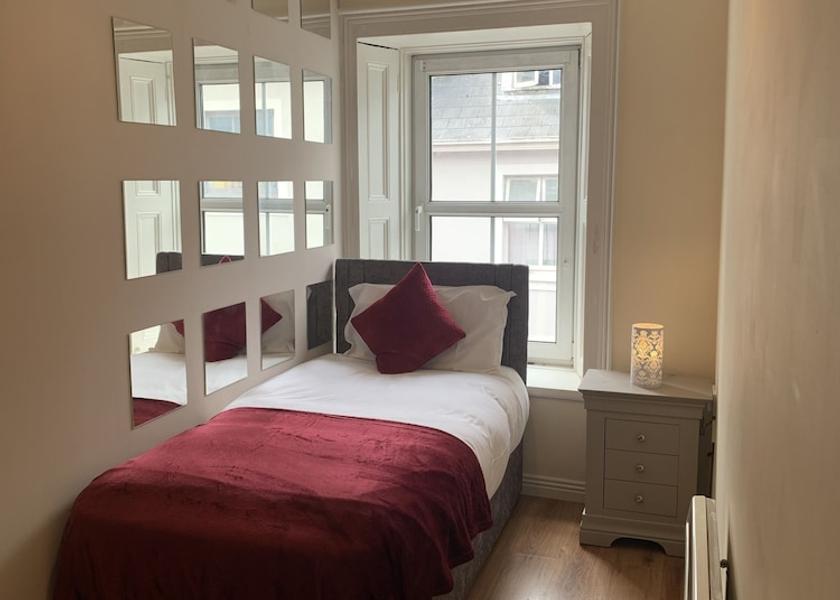 Galway (county) Loughrea Room