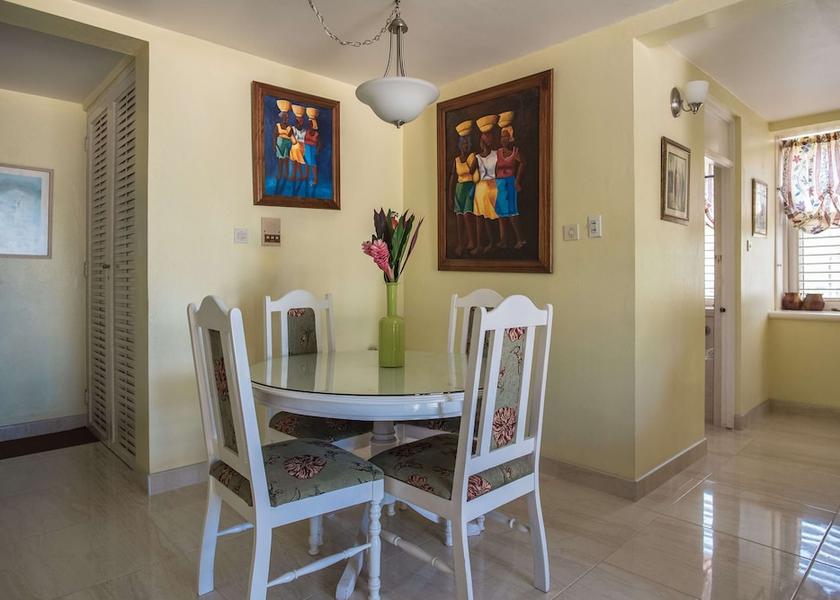 Saint James Ocho Rios Interior Entrance