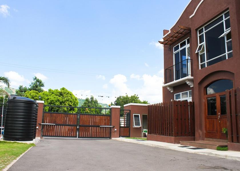 Saint Andrew Kingston Exterior Detail