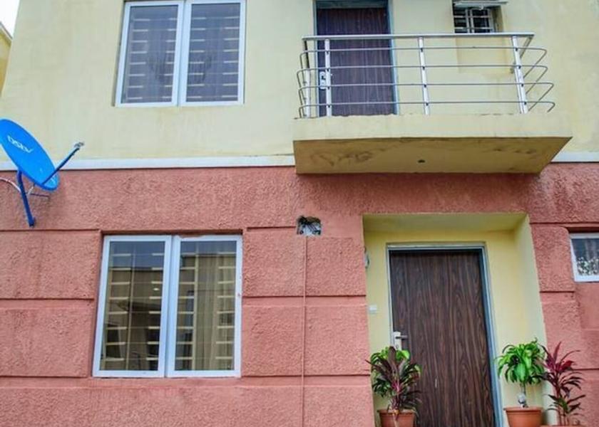  Abuja Exterior Detail