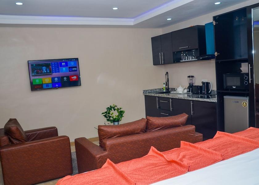 Lagos Lagos In-Room Dining