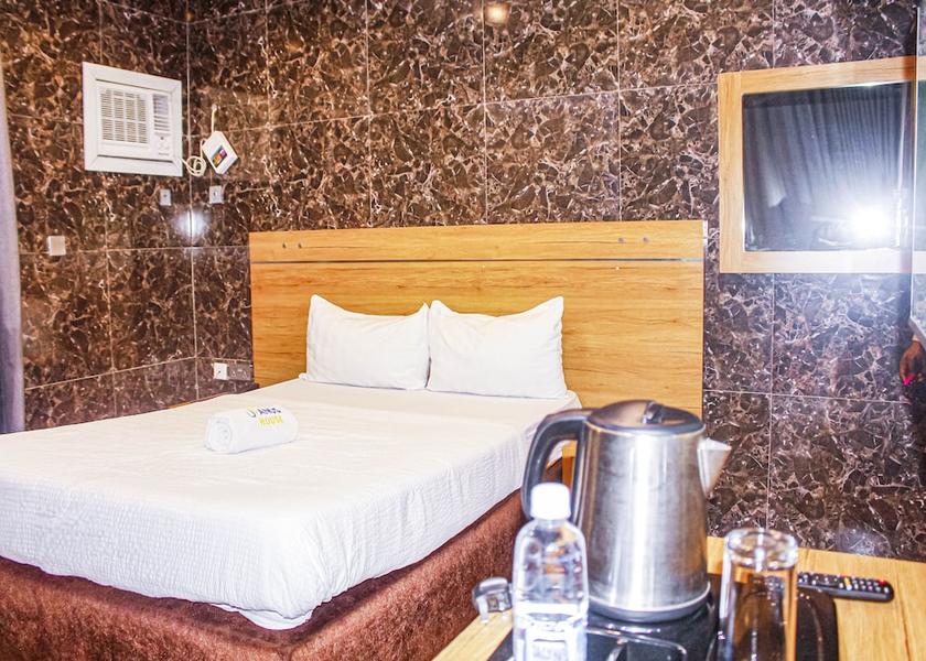 Akwa Ibom Uyo Room