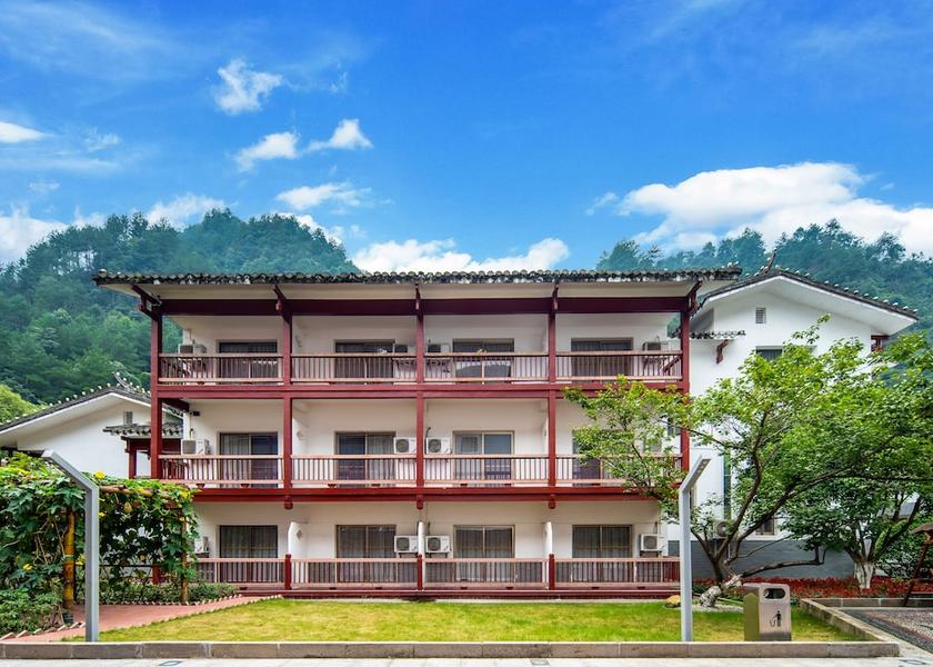 Hunan Zhangjiajie Front of property