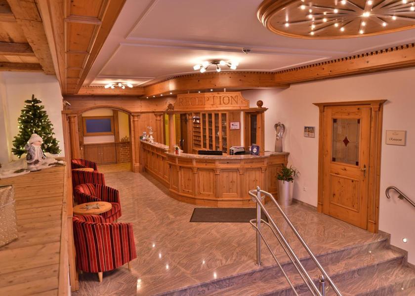 Bavaria Aurach lobby