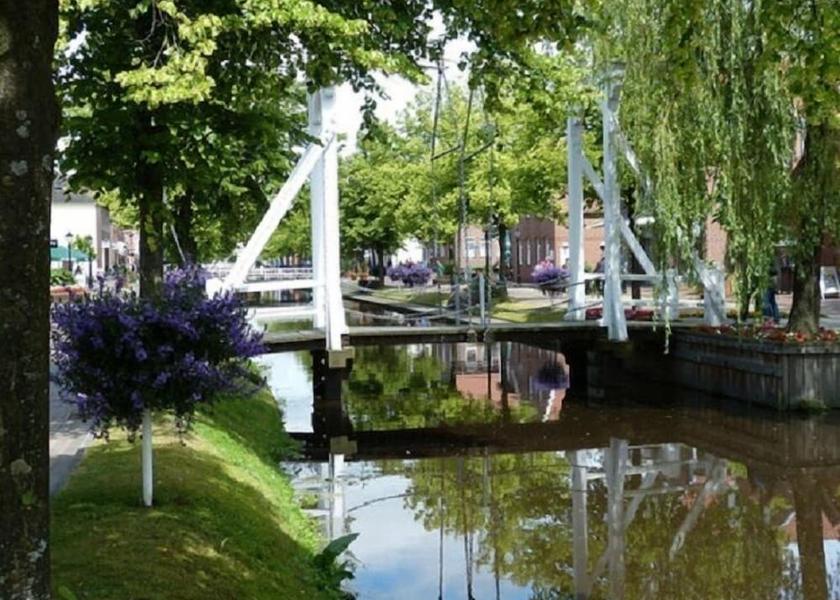 Lower Saxony Papenburg Exterior Detail