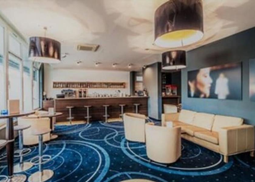 Baden-Württemberg Ludwigsburg Bar (on property)