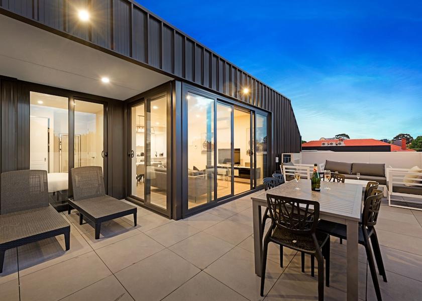 Victoria Glen Iris Balcony