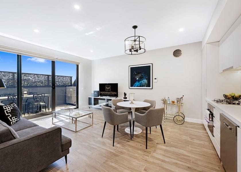 Victoria Glen Iris Primary image