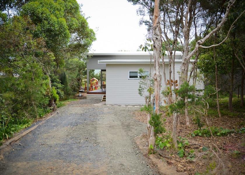 Victoria Smiths Beach Property Grounds