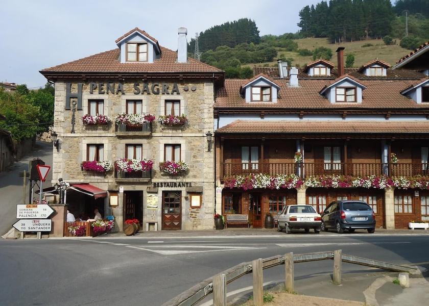 Cantabria Cillorigo de Liebana Exterior Detail