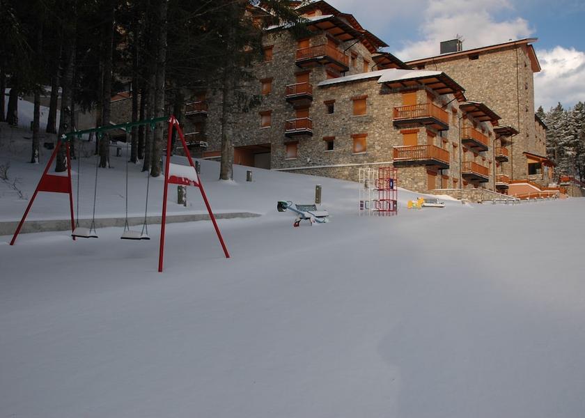Catalonia Alp Property Grounds