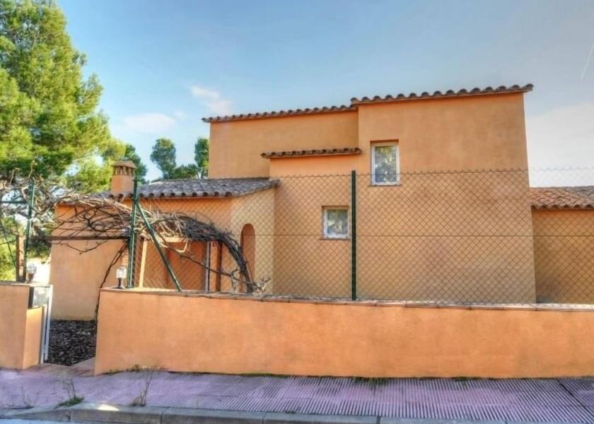 Catalonia Calonge Exterior Detail