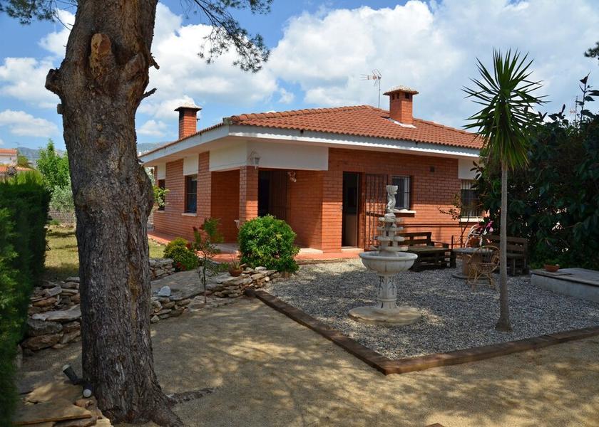 Catalonia L'Ametlla de Mar Exterior Detail